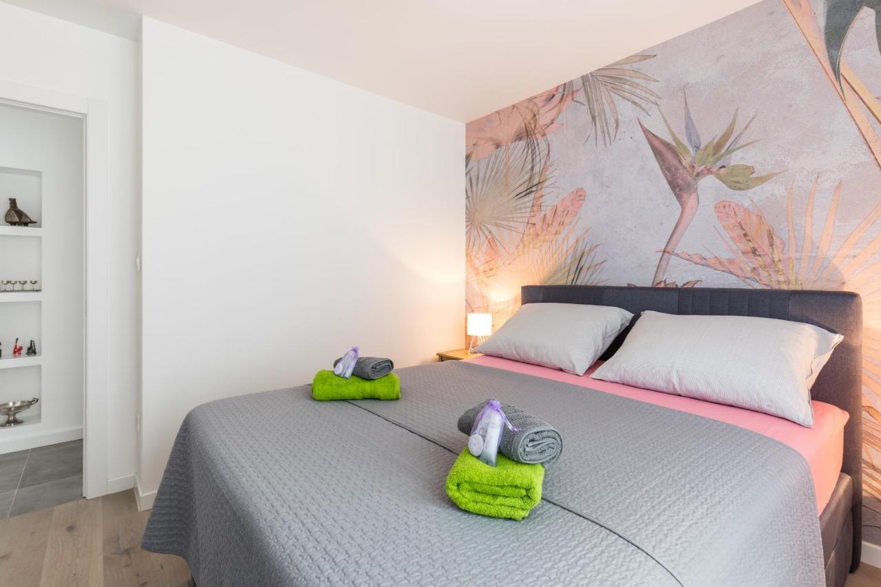 Down Town Apartment 斯普利特 外观 照片